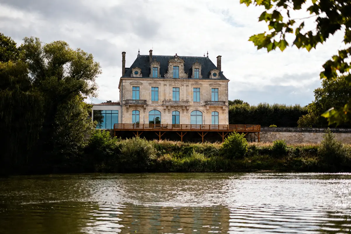 Château Grattequina hôtel 4* à Bordeaux : tarifs, avis &amp; réceptions