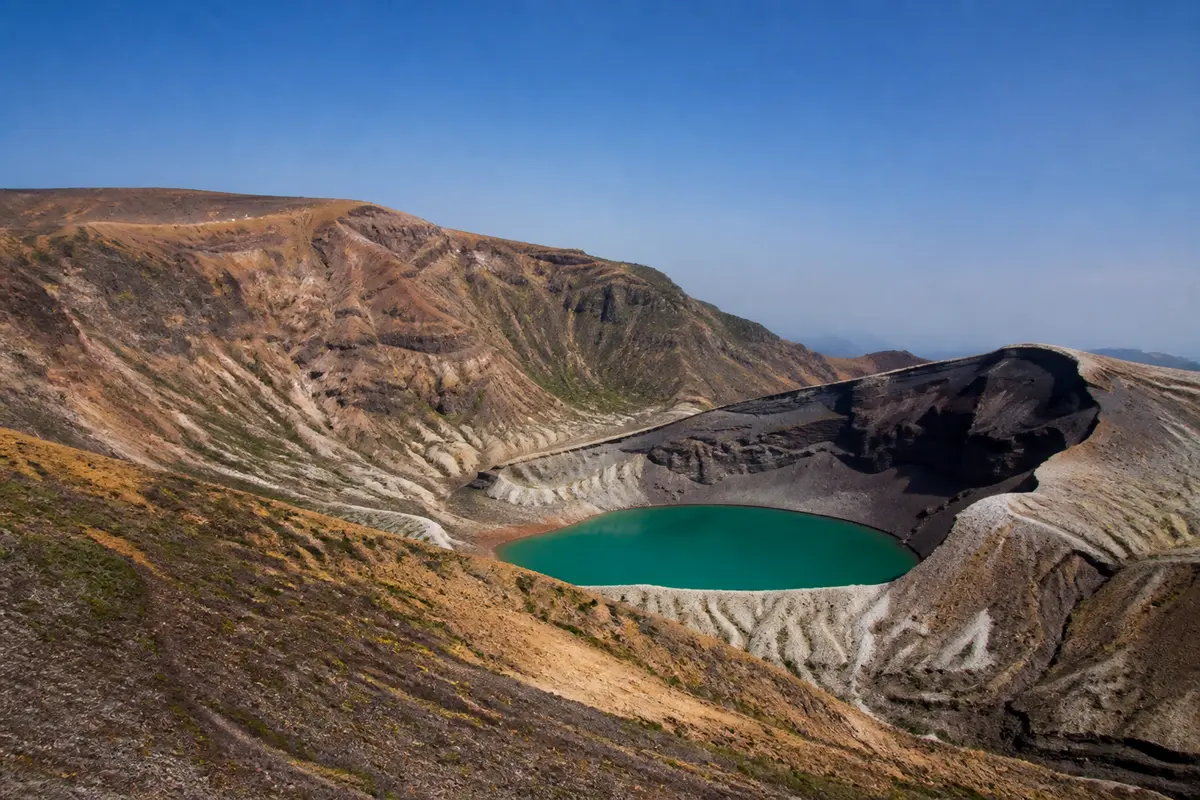 Volcans du Japon en 3 lettres : Liste et solutions clés